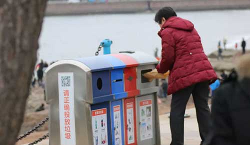 如何分類生活垃圾？四色垃圾桶，收納種類各不同