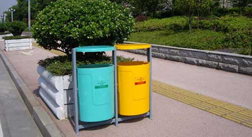 戶外垃圾桶的材質(zhì)有哪些?